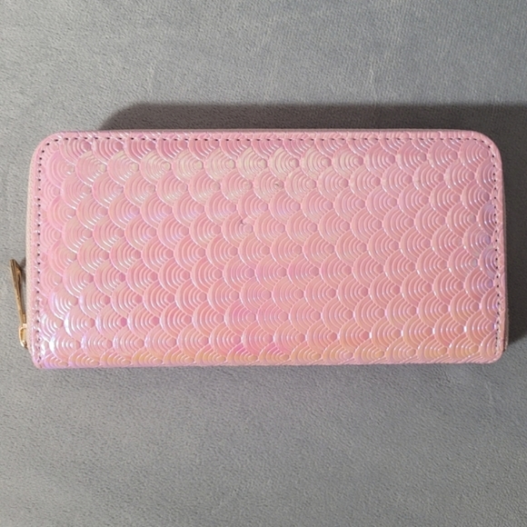 Holographic Mermaid Scale Zip-Around Pink Wallet - Picture 4 of 17